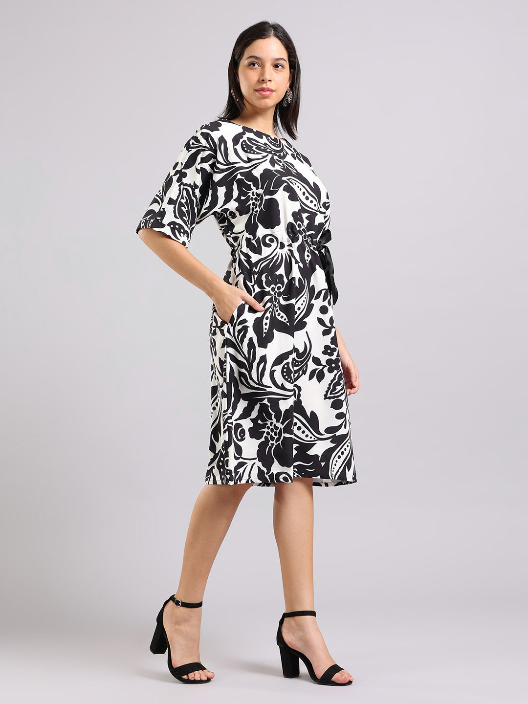 Black & White Floral Tie-Up Dress