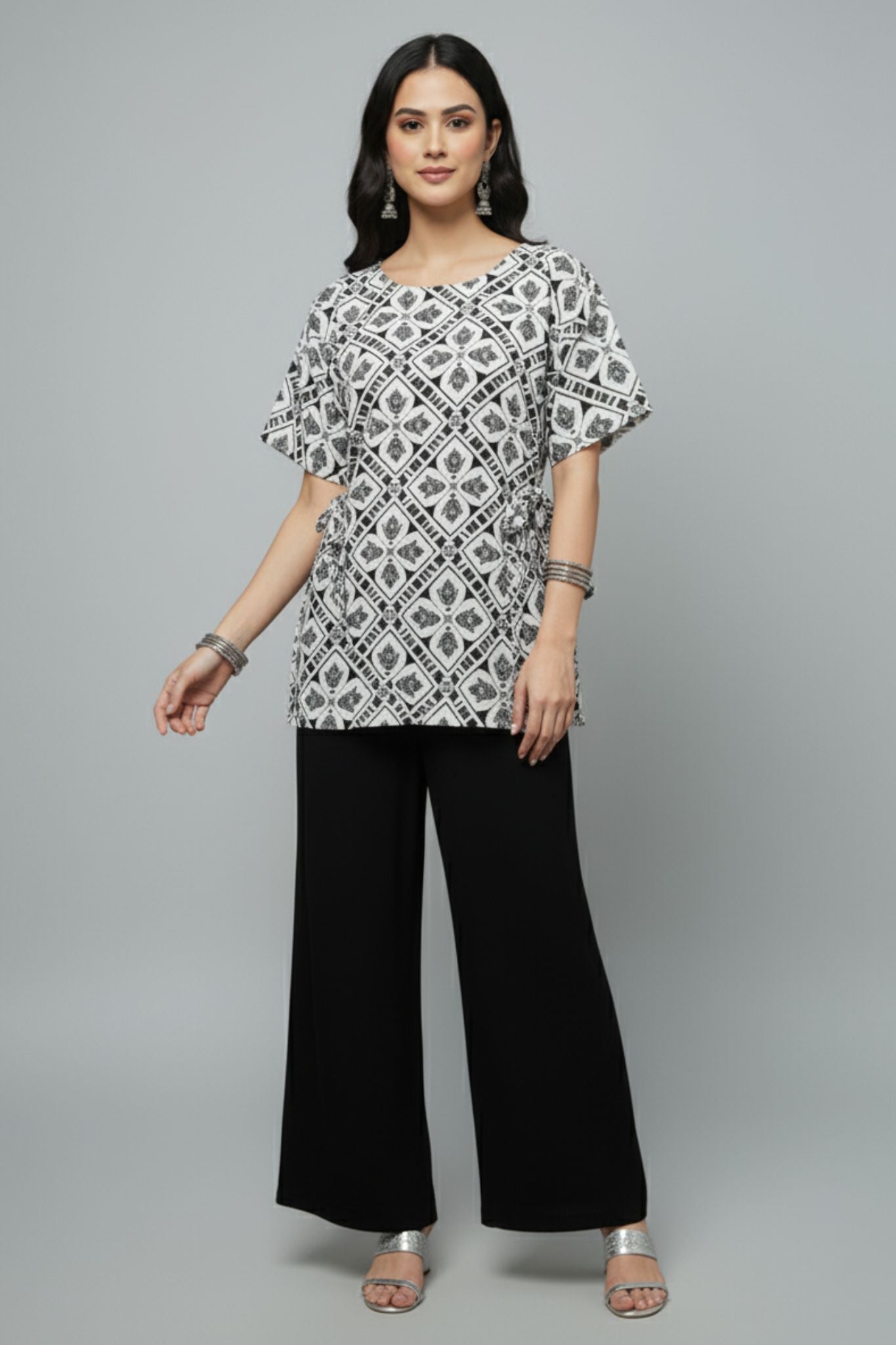 Monochrome Motif Tie-Waist Top