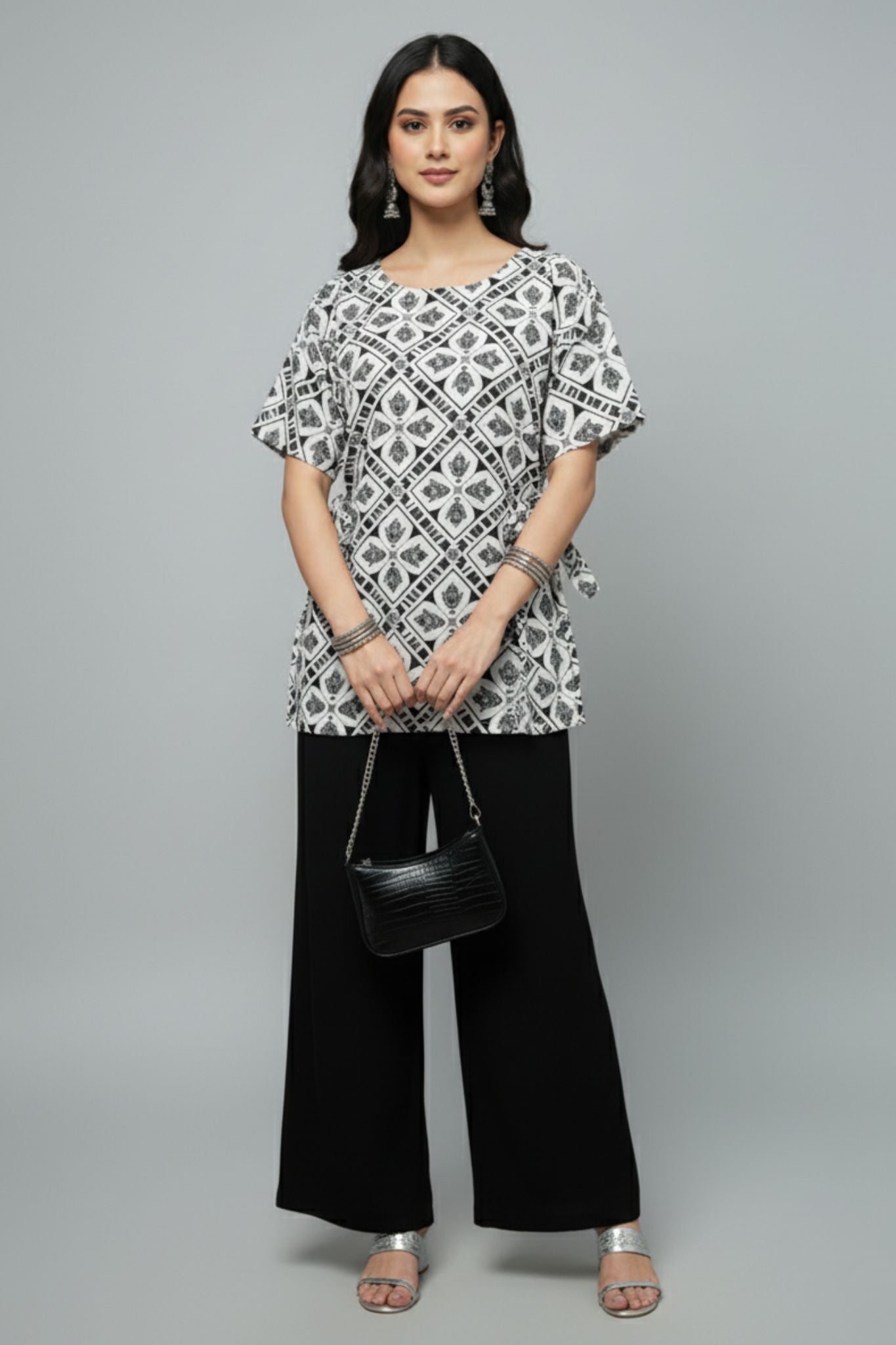 Monochrome Motif Tie-Waist Top
