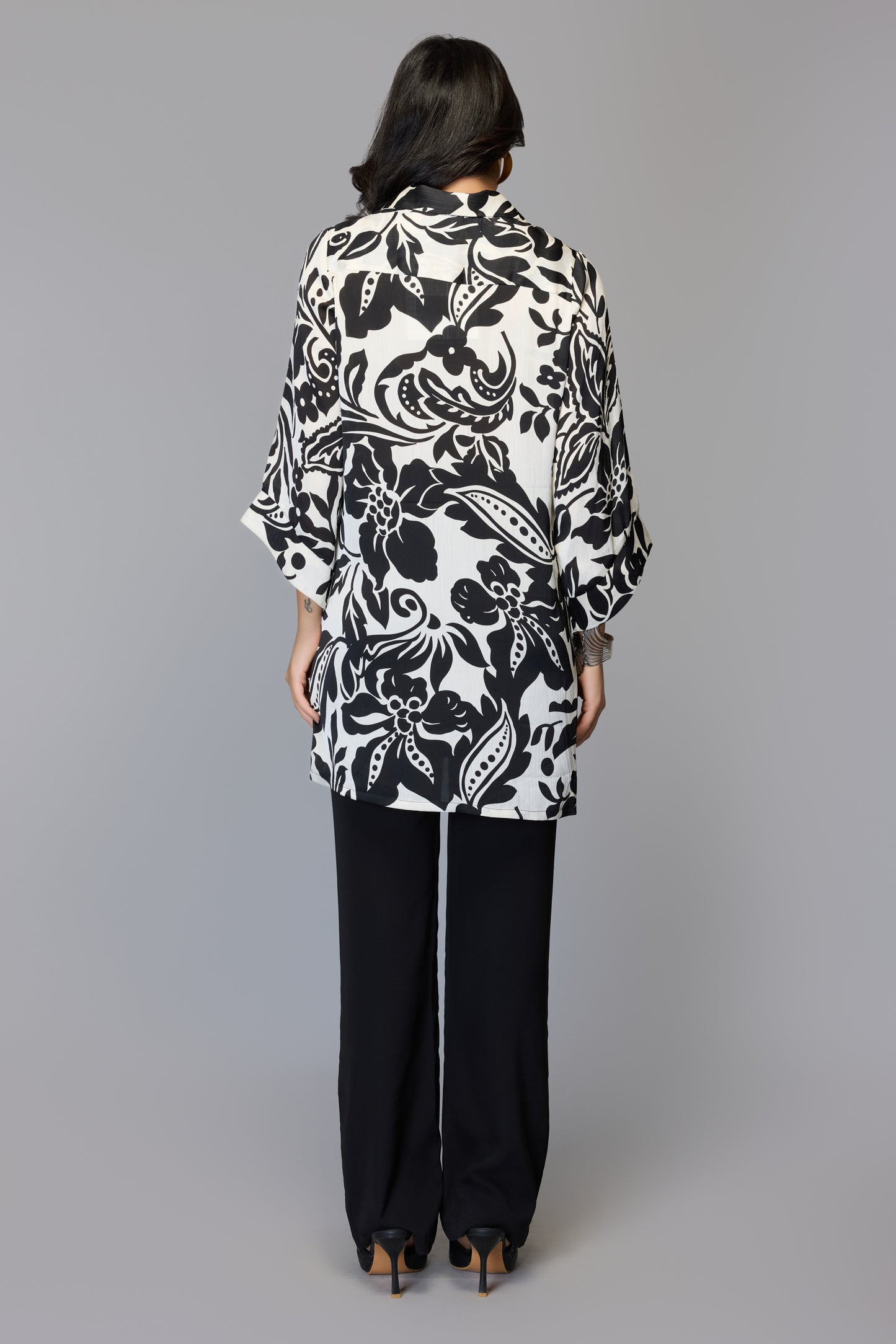 Women's Black & White Floral Print Tunic