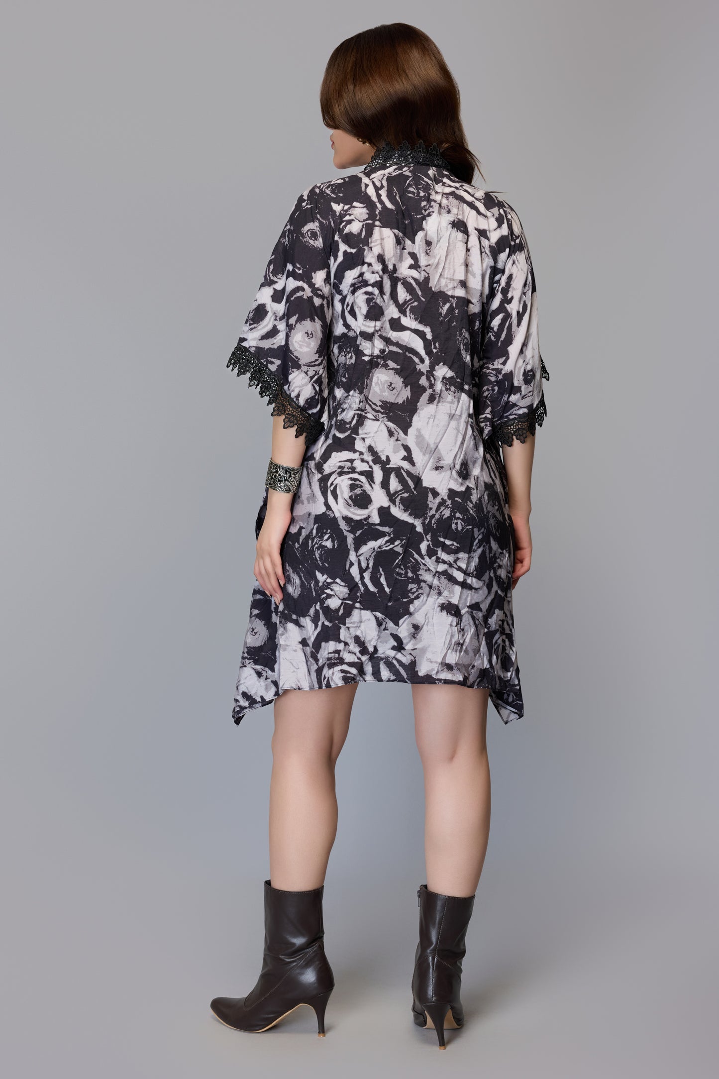 Lace-Trim Floral Kaftan