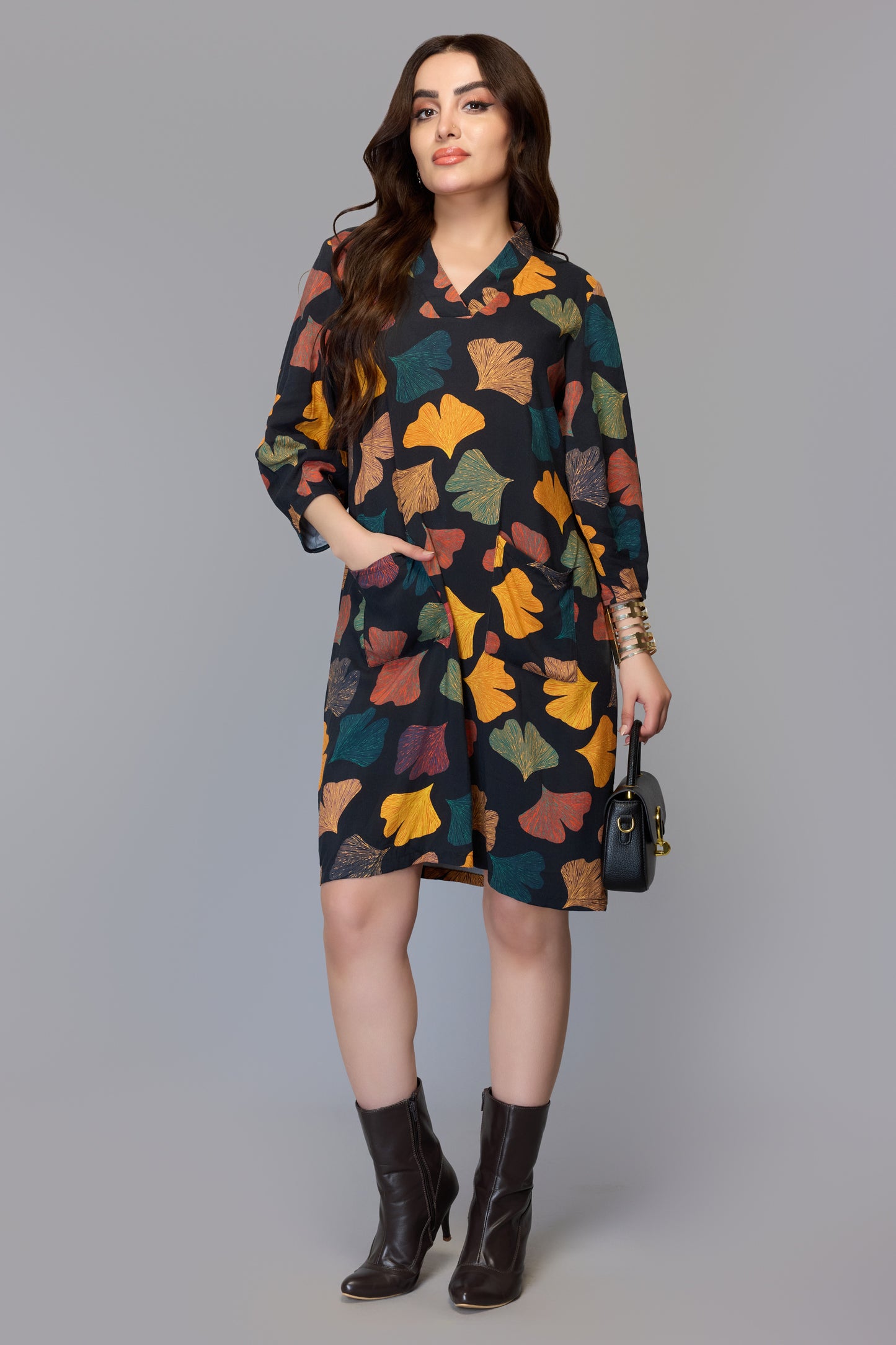 Black Leaf Print Knee-Length Dress