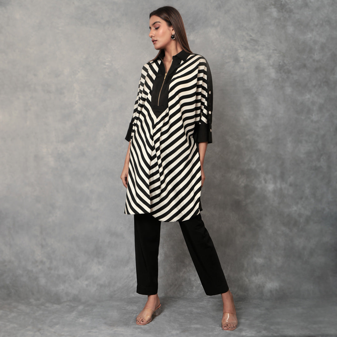 Diagonal Striped Kaftan